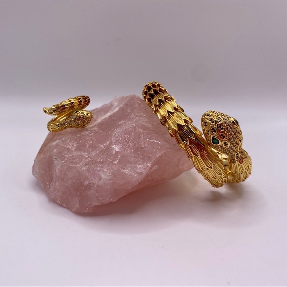 18k Gold Plated Luxury Punk style Snake green eye bracelet. Ring is sold out❗️ - Picture 6 of 7